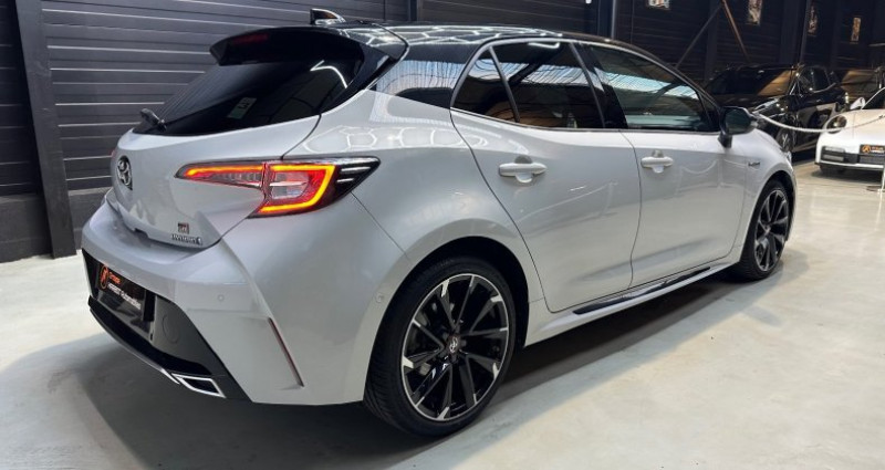 Toyota Corolla HYBRIDE MY20 184h GR Sport TOIT OUVRANT / CAMERA DE RECUL  occasion � Saint Ouen L'Aumone - photo n�4