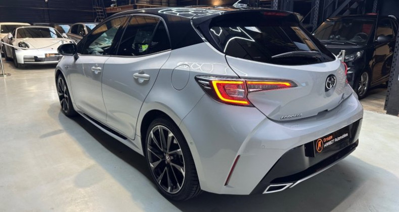 Toyota Corolla HYBRIDE MY20 184h GR Sport TOIT OUVRANT / CAMERA DE RECUL  occasion � Saint Ouen L'Aumone - photo n�6