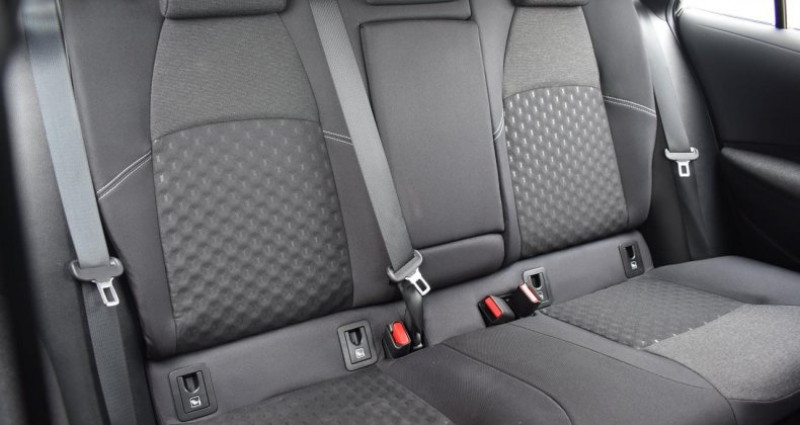 Toyota Corolla TOURING SPORT 1.8 Hybrid 140 Dynamic Business +  occasion  LE CASTELET - photo n5