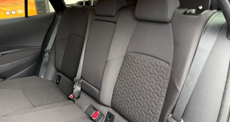 Toyota Corolla touring sport 180h hybrid collection entretien complet   4 p  occasion � PIERRELAYE - photo n�7