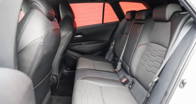 Toyota Corolla TOURING SPORT Hybride 184h CVT BREAK  occasion  Saint-Égrève - photo n7