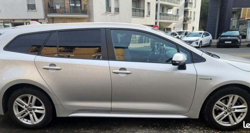 Toyota Corolla TOURING-SPORTS 1.8 122H HYBRID DYNAMIC 2021 - photo n°4 Toyota Corolla TOURING-SPORTS 1.8 122H HYBRID DYNAMIC  occasion à Juvisy Sur Orge - photo n°4