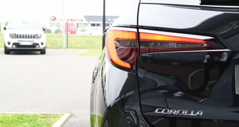 Toyota Corolla Touring Sports 1.8 Hybrid 140 - BV e-CVT Design PHASE 2  occasion  Cercottes - photo n7
