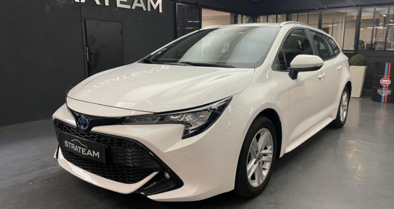 Toyota Corolla Touring Sports Hybrid Dynamic Business Multidrive ECVT  occasion  Boulogne Billancourt