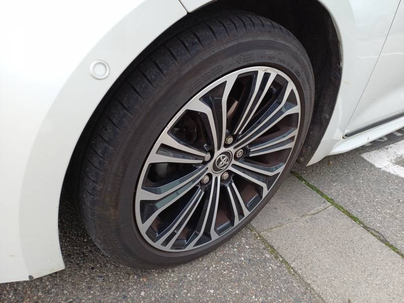 Toyota Corolla Touring Sports Hybride 122h Collection  occasion � Toulouse - photo n�9