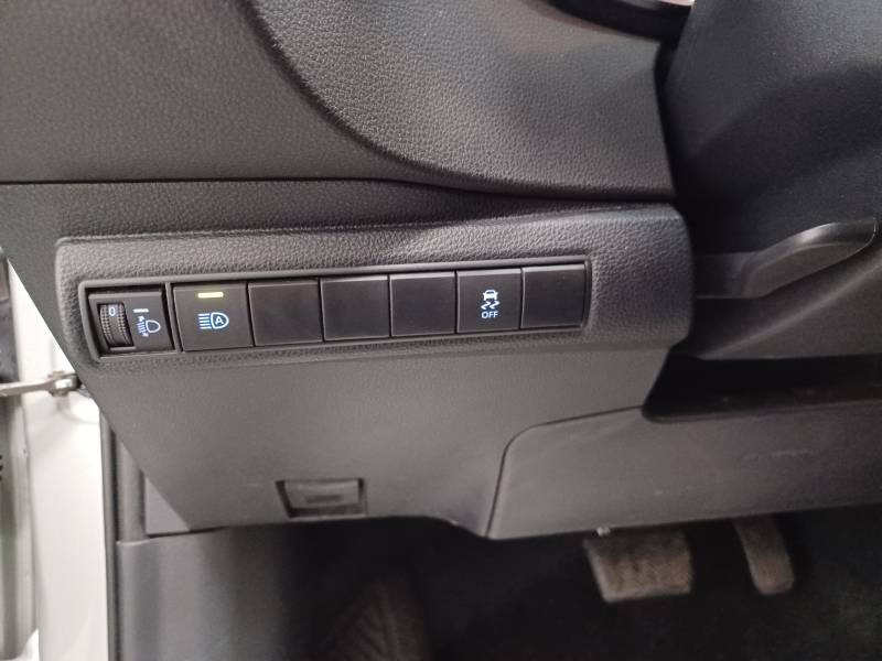 Toyota Corolla Touring Sports Hybride 122h Design  occasion � Toulouse - photo n�17