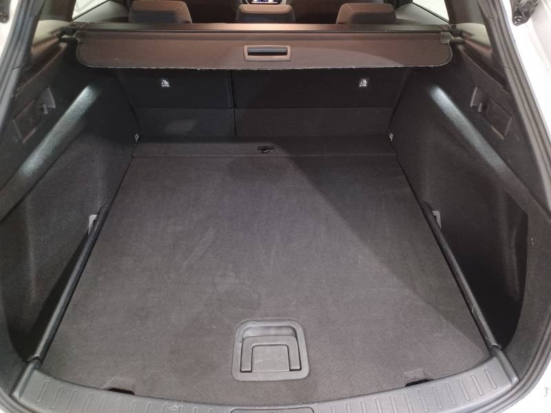 Toyota Corolla Touring Sports Hybride 122h Design  occasion � Toulouse - photo n�15