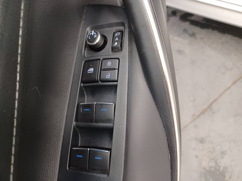 Toyota Corolla Touring Sports Hybride 122h Design  occasion � Toulouse - photo n�16