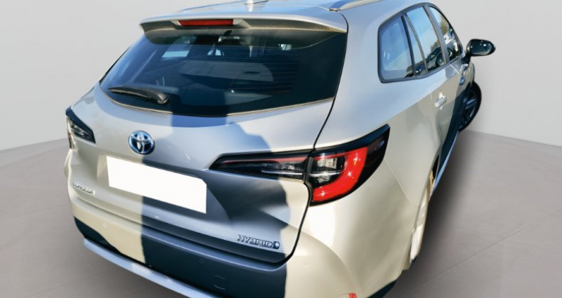 Toyota Corolla TOURING SPORTS Hybride 122h Dynamic Business  occasion � MIONS - photo n�2