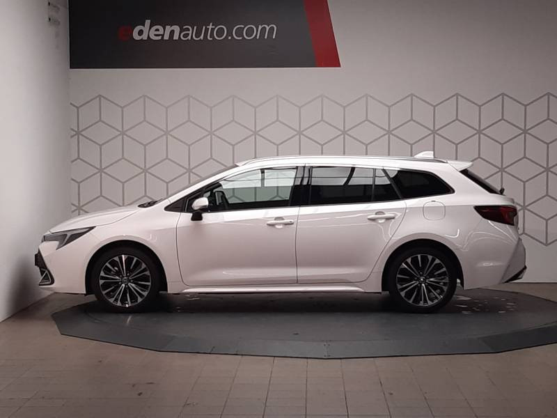 Toyota Corolla Touring Sports Hybride 140ch Design  occasion  Saint Laurent des Vignes - photo n3