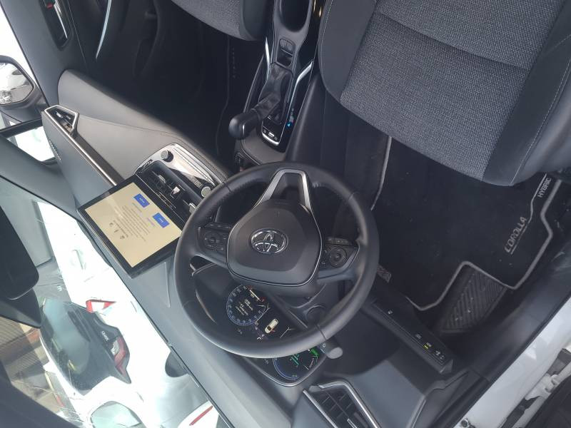 Toyota Corolla Touring Sports Hybride 140ch Design  occasion � Toulouse - photo n�11