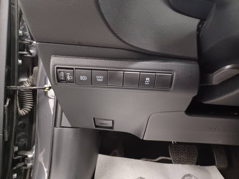 Toyota Corolla Touring Sports Hybride 140ch Design  occasion  Toulouse - photo n18