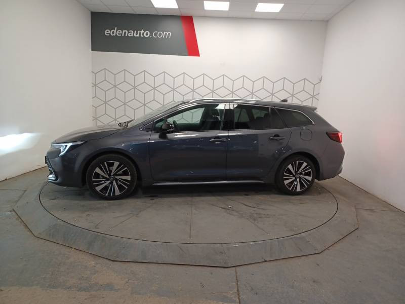 Toyota Corolla Touring Sports Hybride 140ch Design  occasion � Toulouse - photo n�2