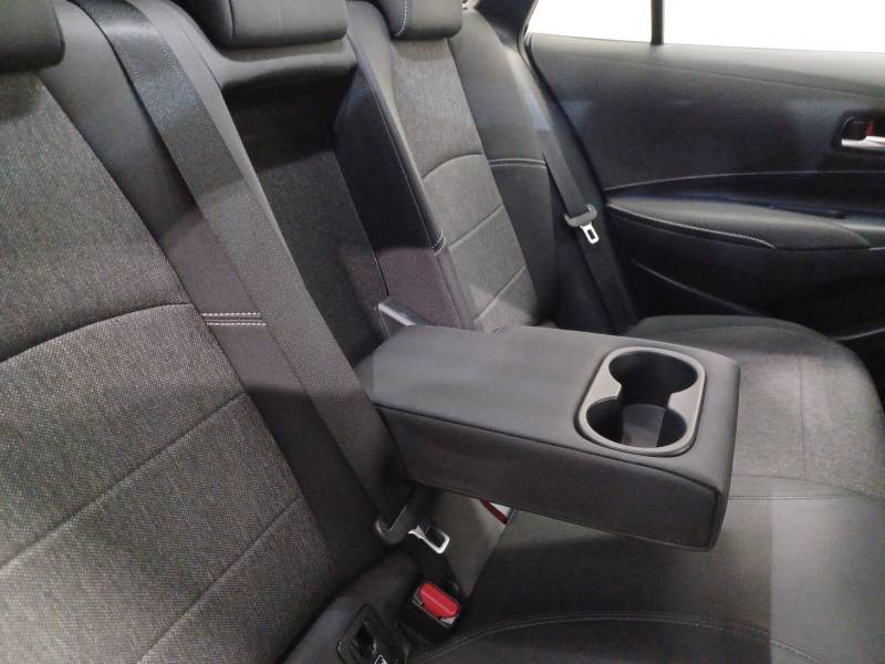 Toyota Corolla Touring Sports Hybride 140ch Design  occasion � Toulouse - photo n�9