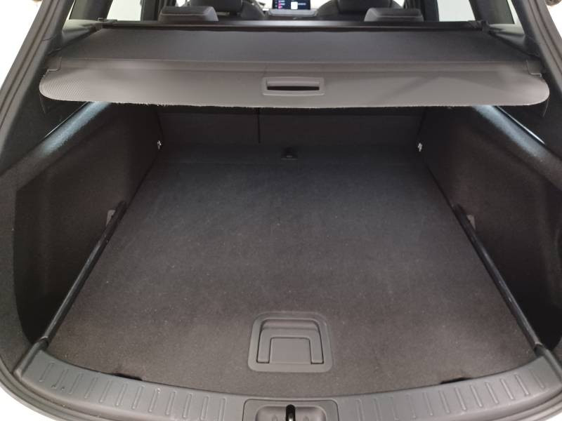 Toyota Corolla Touring Sports Hybride 140ch Design  occasion � Toulouse - photo n�18