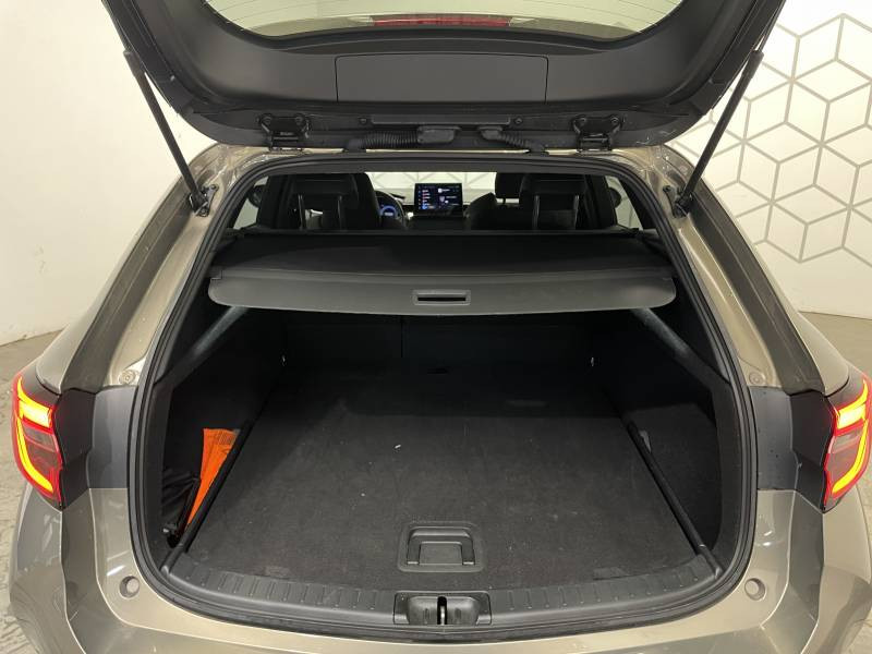 Toyota Corolla Touring Sports Hybride 140ch Design  occasion  Toulouse - photo n14