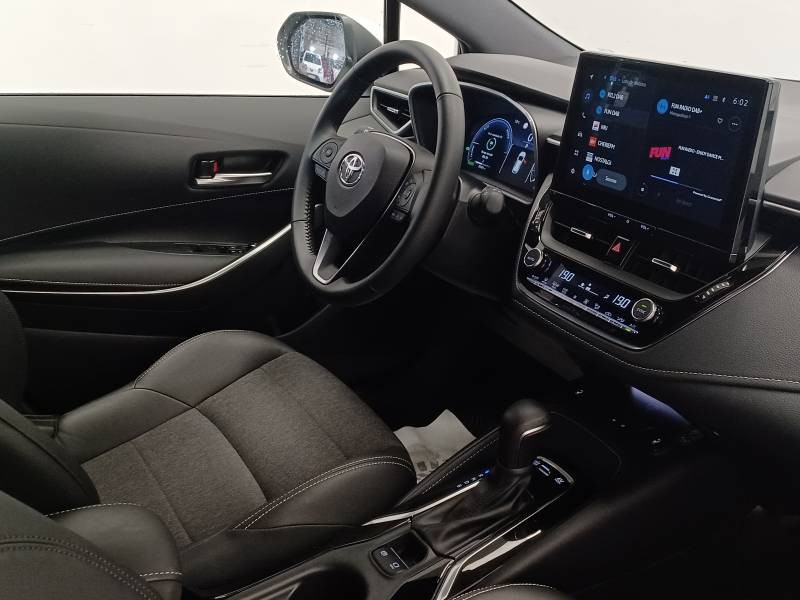 Toyota Corolla Touring Sports Hybride 140ch Design  occasion � Toulouse - photo n�11