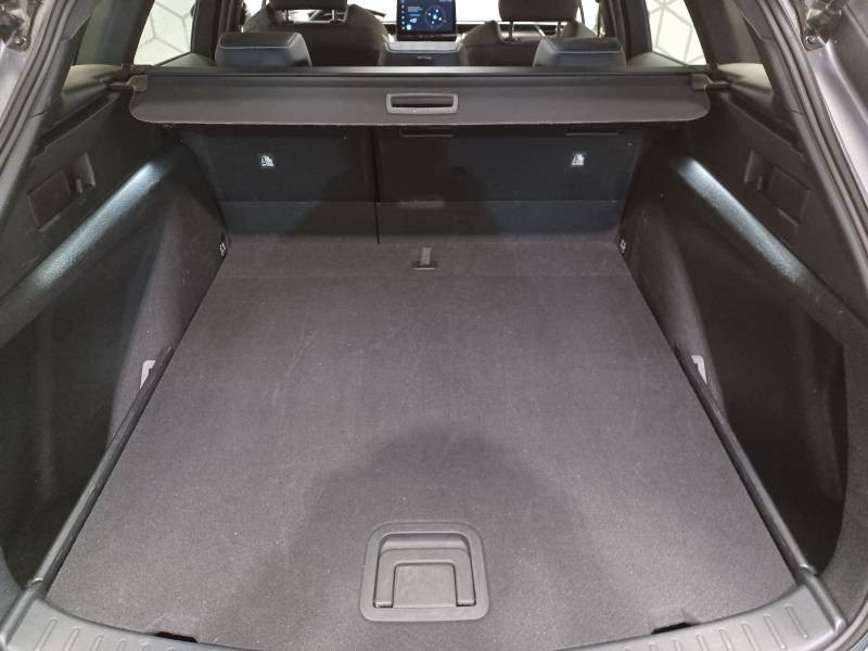 Toyota Corolla Touring Sports Hybride 140ch Design  occasion � Muret - photo n�13