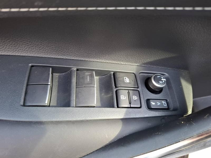 Toyota Corolla Touring Sports Hybride 140ch Design  occasion  Muret - photo n13