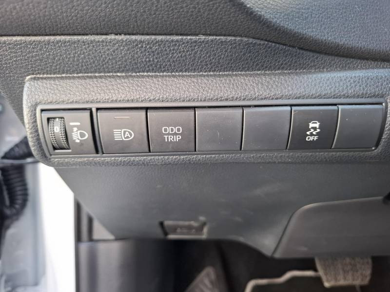 Toyota Corolla Touring Sports Hybride 140ch Design  occasion  Muret - photo n19