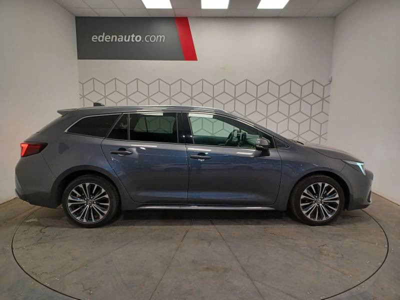 Toyota Corolla Touring Sports Hybride 140ch Design  occasion � Muret - photo n�6