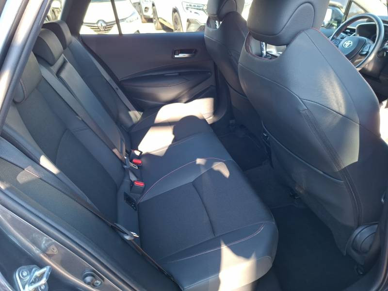 Toyota Corolla Touring Sports Hybride 140ch GR Sport  occasion à Agen - photo n°13