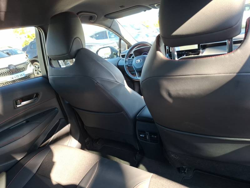 Toyota Corolla Touring Sports Hybride 140ch GR Sport  occasion à Agen - photo n°18