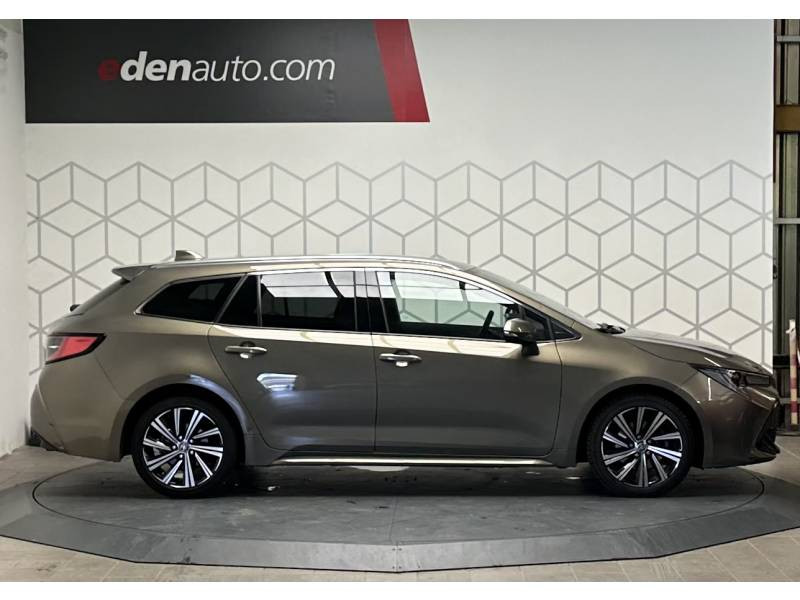 Toyota Corolla Touring Sports Hybride 184h Design  occasion  Saint Laurent des Vignes - photo n4