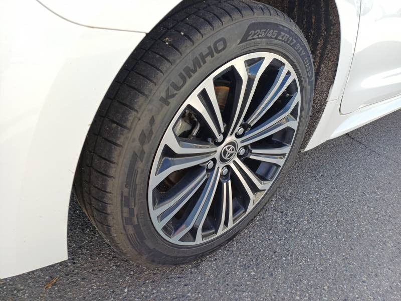Toyota Corolla Touring Sports Hybride 184h Design  occasion � Toulouse - photo n�13