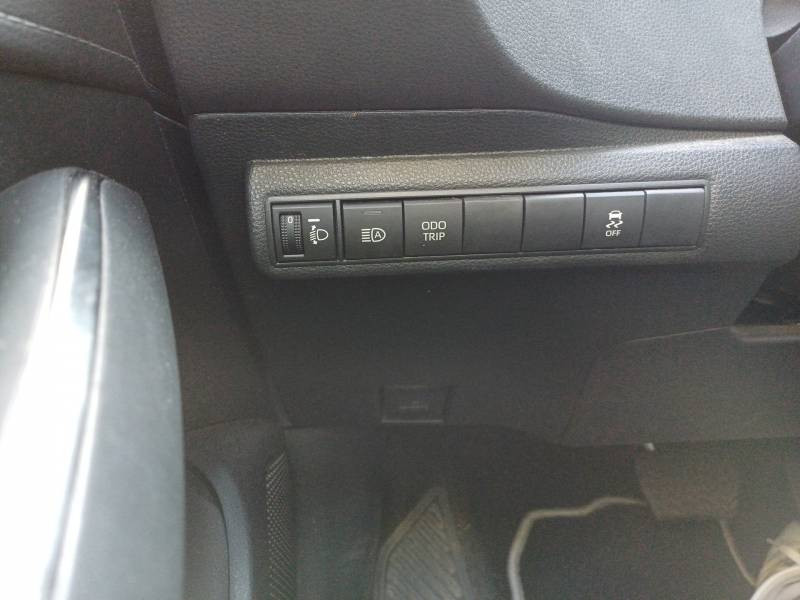 Toyota Corolla Touring Sports Hybride 196ch Design  occasion  Toulouse - photo n9