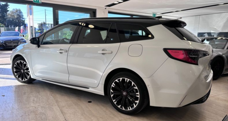 Toyota Corolla touring sports HYBRIDE MY22 122CH GR Sport  occasion  LE CANNET - photo n3