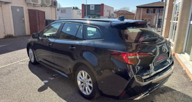 Toyota Corolla TOURING SPORTS HYBRIDE PRO NOUVE 140ch Dynamic Business / TV  occasion � venelles - photo n�7