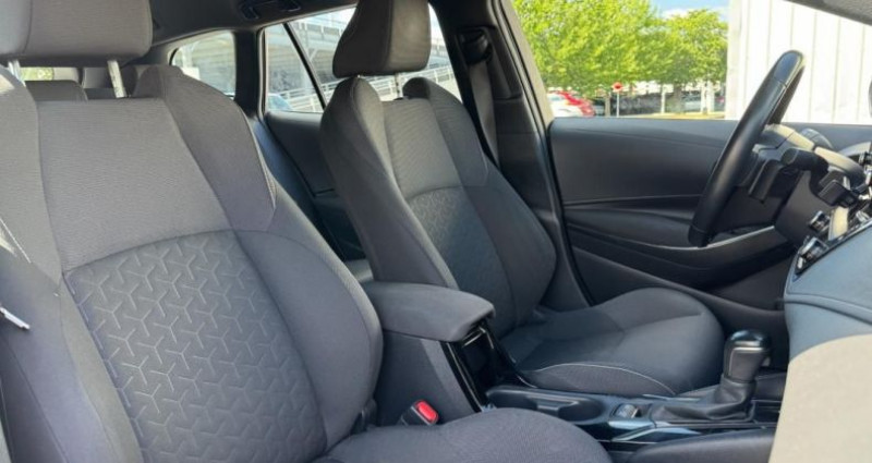Toyota Corolla touring sports SPT 184H DYNAMIC BUSINESS + STAGE HYBRID ACAD  occasion  AUBIÈRE - photo n6