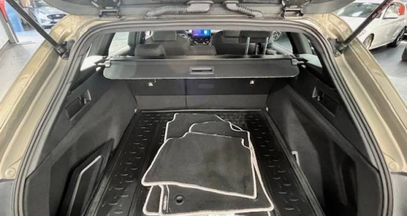 Toyota Corolla Touring Spt 1.8 140ch Dynamic Business MY24  occasion  Guipavas - photo n6