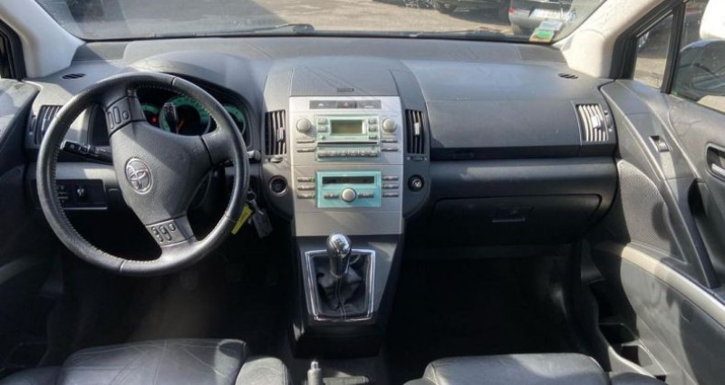 Toyota Corolla Verso 177 D-4D CLEAN POWER 5 PLACES  occasion  Morsang Sur Orge - photo n6