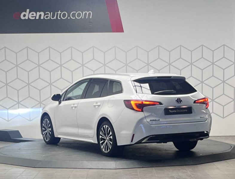 Toyota Corolla XII Touring Sports Hybride 140ch Design 5p  occasion  Prigueux - photo n5