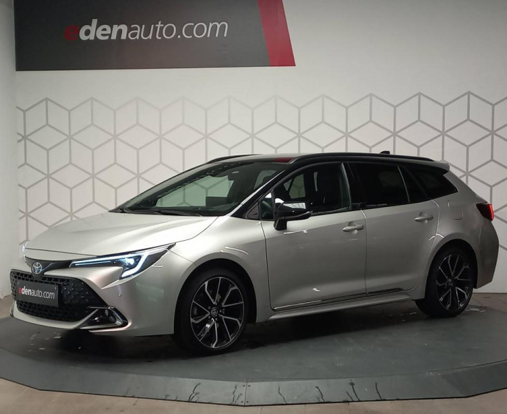 Toyota Corolla XII Touring Sports Hybride 196ch Collection 5p  occasion  Boulazac Isle Manoire