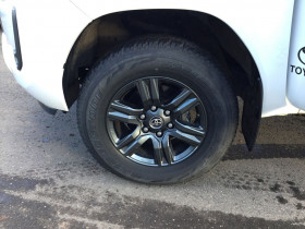 Toyota Hilux 4WD 2.4L 150 D-4D BVA  occasion  Beaupuy - photo n7