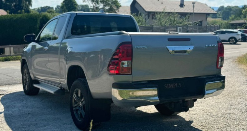 Toyota Hilux X-TRA CABINE RC23 4WD 2.8L 204 D-4D BVA LEGENDE (36 241,67 H 2023 - photo n°5 Toyota Hilux X-TRA CABINE RC23 4WD 2.8L 204 D-4D BVA LEGENDE (36 241,67 H  occasion à allonzier de la caille - photo n°5