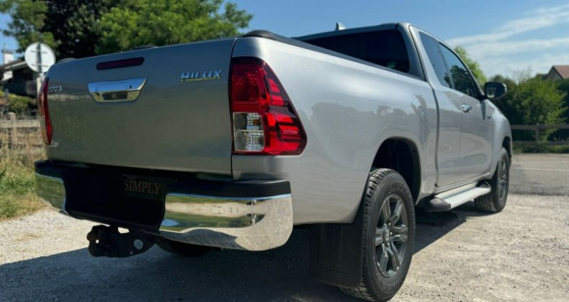 Toyota Hilux X-TRA CABINE RC23 4WD 2.8L 204 D-4D BVA LEGENDE (36 241,67 H 2023 - photo n°7 Toyota Hilux X-TRA CABINE RC23 4WD 2.8L 204 D-4D BVA LEGENDE (36 241,67 H  occasion à allonzier de la caille - photo n°7