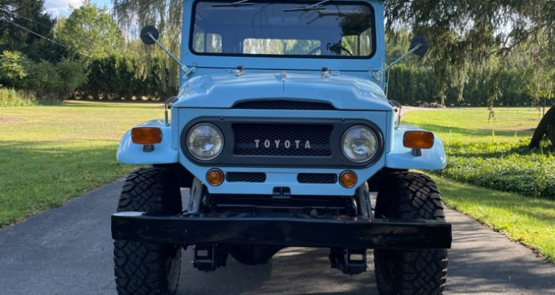Toyota Land Cruiser  1969 - photo n°3 Toyota Land Cruiser   occasion à LYON - photo n°3