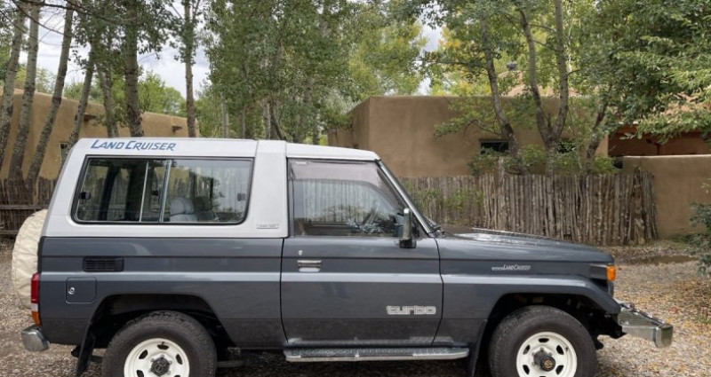 Toyota Land Cruiser  1980 - photo n°2 Toyota Land Cruiser   occasion à LYON - photo n°2