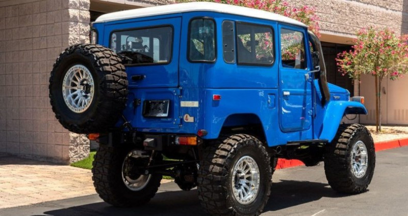 Toyota Land Cruiser  1980 - photo n°5 Toyota Land Cruiser   occasion à LYON - photo n°5