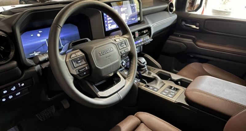 Toyota Land Cruiser 2.8 D-4D 204 CV LOUNGE BVA8 2024 - photo n°5 Toyota Land Cruiser 2.8 D-4D 204 CV LOUNGE BVA8  occasion à Charentilly - photo n°5