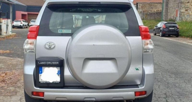 Toyota Land Cruiser KDJ155 3.0D-4D 173 Life 3 portes BV6 2010 - photo n°4 Toyota Land Cruiser KDJ155 3.0D-4D 173 Life 3 portes BV6  occasion à ST BONNET LE FROID - photo n°4