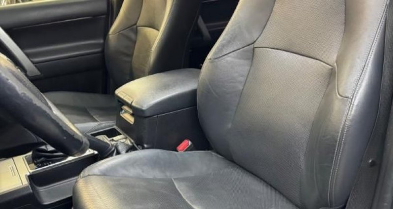 Toyota Land Cruiser SERIE 150 RC18 2.8 D4D 177ch LOUNGE ATTELAGE-TO-JBL-CAMERA 2017 - photo n°5 Toyota Land Cruiser SERIE 150 RC18 2.8 D4D 177ch LOUNGE ATTELAGE-TO-JBL-CAMERA  occasion à Brignais - photo n°5