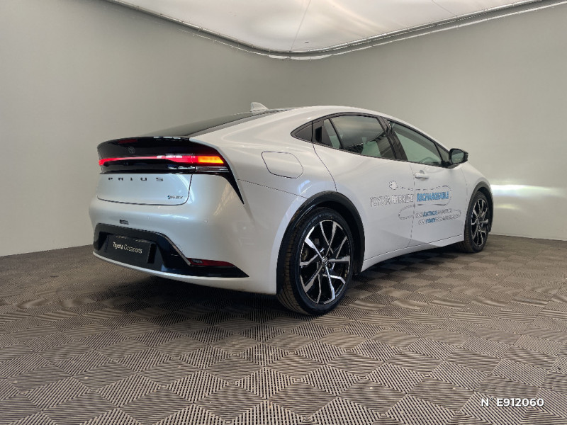 Toyota Prius Hybride Prius Hybride Rechargeable 223ch Design  occasion  Beauvais - photo n4