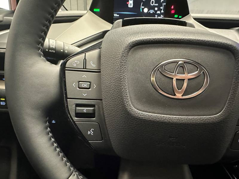 Toyota Prius Hybride Rechargeable 223ch Design  occasion  Saint Laurent des Vignes - photo n7