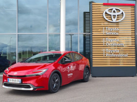 Toyota Prius occasion 2024 mise en vente à Blendecques par le garage TOYOTA Toys Motors St Omer - photo n°1