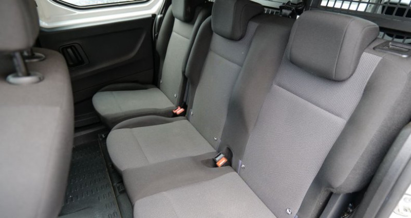 Toyota Proace City 1.5 long 100 ch d-4d cabine approfondie 2021 - photo n°4 Toyota Proace City 1.5 long 100 ch d-4d cabine approfondie  occasion à Meyreuil - photo n°4